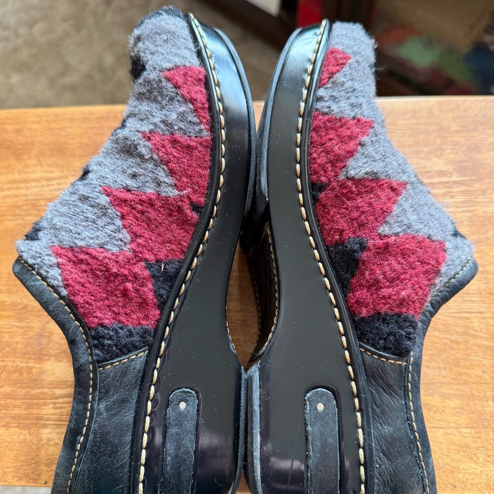 Born Gray and Red Mules